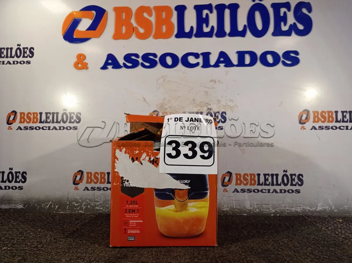 LOTE 339 - 01 EXTRATOR DE SUCOS MARCA MALLORY 110V. (NO ESTADO) ATENÇÃO! FAZER A VISITAÇÃO ANTES DE ARREMATAR, NÃO SABEMOS SE FUNCIONA. LEILÃO NÃO TEM GARANTIA E NEM DEVOLUÇÃO, SUJEITO A POSSÍVEIS AVARIAS VISÍVEIS/OCULTAS E/OU AUSÊNCIA DE COMPONENTES.