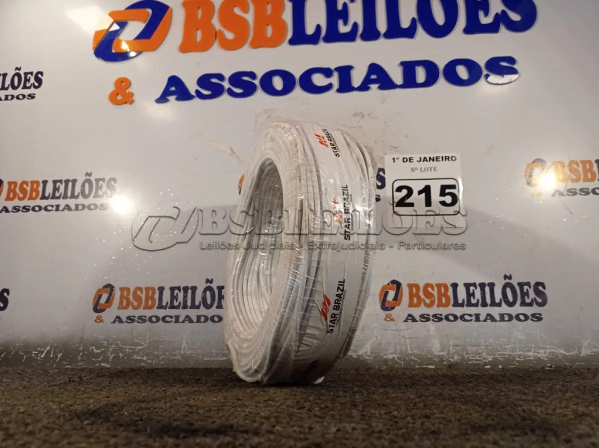 LOTE 215 - 01 ROLO DE CABO FLEXÍVEL 100M 1X4MM NA COR BRANCA(NOVO). (NO ESTADO) ATENÇÃO! FAZER A VISITAÇÃO ANTES DE ARREMATAR, NÃO SABEMOS SE FUNCIONA. LEILÃO NÃO TEM GARANTIA E NEM DEVOLUÇÃO, SUJEITO A POSSÍVEIS AVARIAS VISÍVEIS/OCULTAS E/OU AUSÊNCIA DE COMPONENTES.