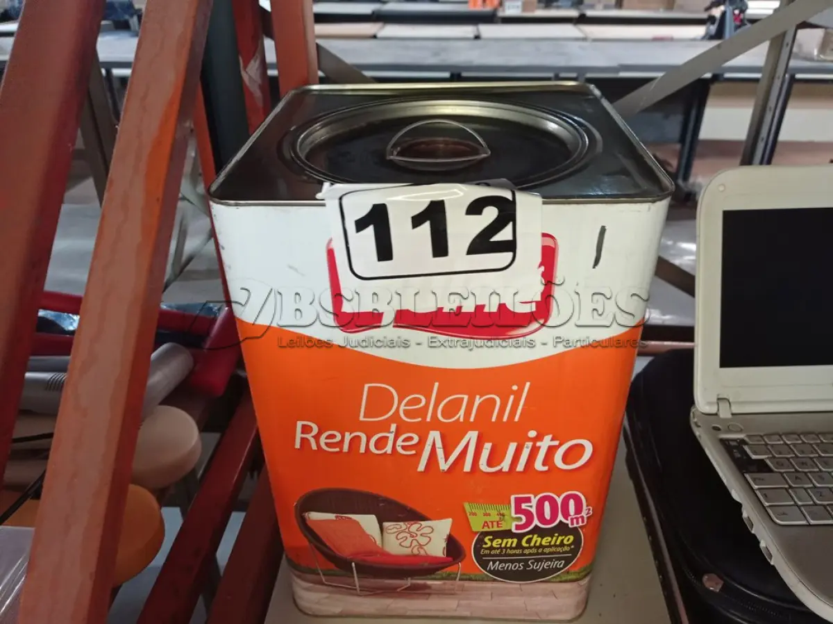 LOTE 112 - 01 LATA DE TINTA IQUINE DELANIL RENDE MUITO 18L BASE “C”. (NO ESTADO) ATENÇÃO! FAZER A VISITAÇÃO ANTES DE ARREMATAR, NÃO SABEMOS SE FUNCIONA. LEILÃO NÃO TEM GARANTIA E NEM DEVOLUÇÃO, SUJEITO A POSSÍVEIS AVARIAS VISÍVEIS/OCULTAS E/OU AUSÊNCIA DE COMPONENTES.