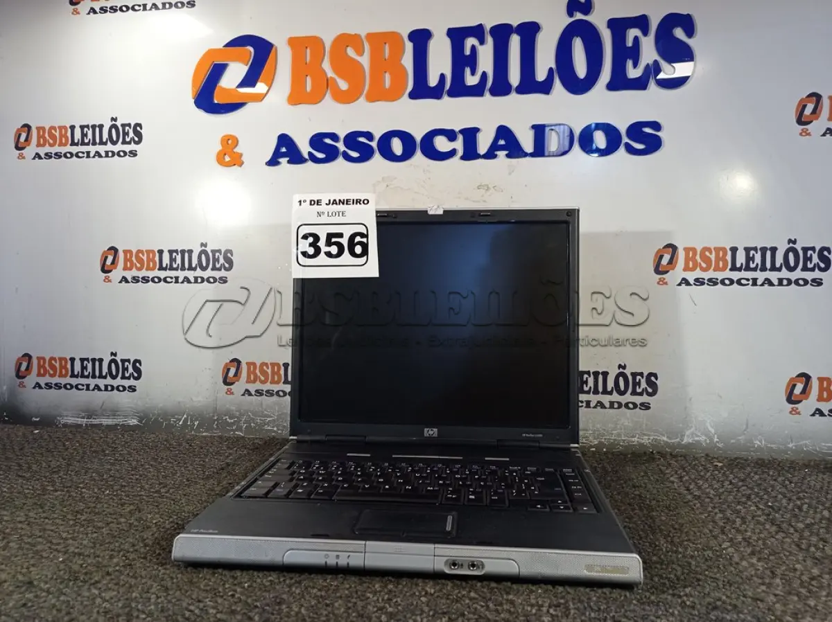 LOTE 356 - 01 NOTEBOOK MARCA HP. (NO ESTADO) ATENÇÃO! FAZER A VISITAÇÃO ANTES DE ARREMATAR, NÃO SABEMOS SE FUNCIONA. LEILÃO NÃO TEM GARANTIA E NEM DEVOLUÇÃO, SUJEITO A POSSÍVEIS AVARIAS VISÍVEIS/OCULTAS E/OU AUSÊNCIA DE COMPONENTES.