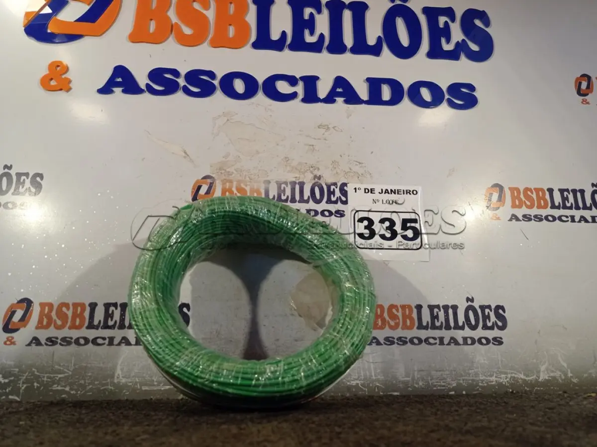 LOTE 335 - 01 ROLO DE CABO FLEXÍVEL 100M 1X2,5MM NA COR VERDE. (NOVO). (NO ESTADO) ATENÇÃO! FAZER A VISITAÇÃO ANTES DE ARREMATAR, NÃO SABEMOS SE FUNCIONA. LEILÃO NÃO TEM GARANTIA E NEM DEVOLUÇÃO, SUJEITO A POSSÍVEIS AVARIAS VISÍVEIS/OCULTAS E/OU AUSÊNCIA DE COMPONENTES.