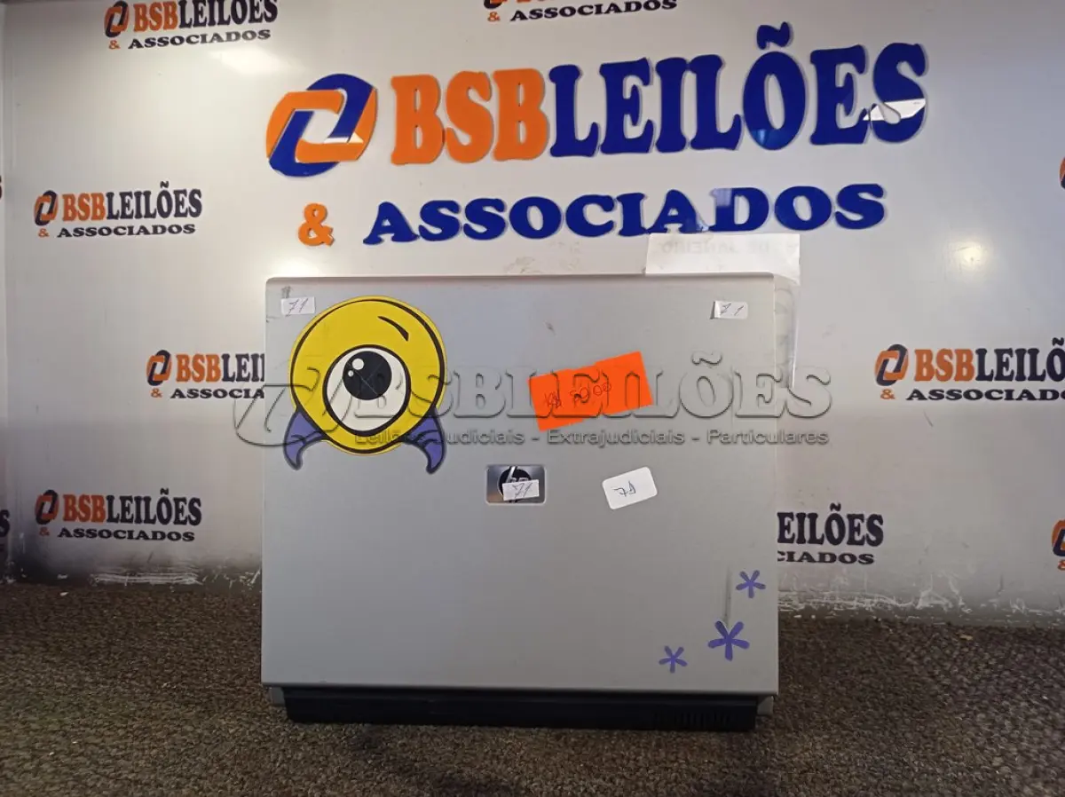 LOTE 352 - 01 NOTEBOOK MARCA HP. (NO ESTADO) ATENÇÃO! FAZER A VISITAÇÃO ANTES DE ARREMATAR, NÃO SABEMOS SE FUNCIONA. LEILÃO NÃO TEM GARANTIA E NEM DEVOLUÇÃO, SUJEITO A POSSÍVEIS AVARIAS VISÍVEIS/OCULTAS E/OU AUSÊNCIA DE COMPONENTES.