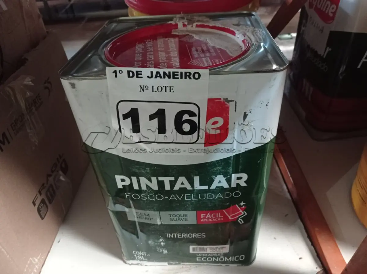 LOTE 116 - 01 LATA DE TINTA IQUINE PINTALAR FOSCO-AVELUDADO 18L NA COR PALHA. (NO ESTADO) ATENÇÃO! FAZER A VISITAÇÃO ANTES DE ARREMATAR, NÃO SABEMOS SE FUNCIONA. LEILÃO NÃO TEM GARANTIA E NEM DEVOLUÇÃO, SUJEITO A POSSÍVEIS AVARIAS VISÍVEIS/OCULTAS E/OU AUSÊNCIA DE COMPONENTES.