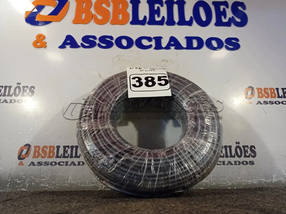 LOTE 385 - 01 ROLO DE CABO FLEXÍVEL 100M 1X10MM NA COR PRETA. (NOVO). (NO ESTADO) ATENÇÃO! FAZER A VISITAÇÃO ANTES DE ARREMATAR, NÃO SABEMOS SE FUNCIONA. LEILÃO NÃO TEM GARANTIA E NEM DEVOLUÇÃO, SUJEITO A POSSÍVEIS AVARIAS VISÍVEIS/OCULTAS E/OU AUSÊNCIA DE COMPONENTES.