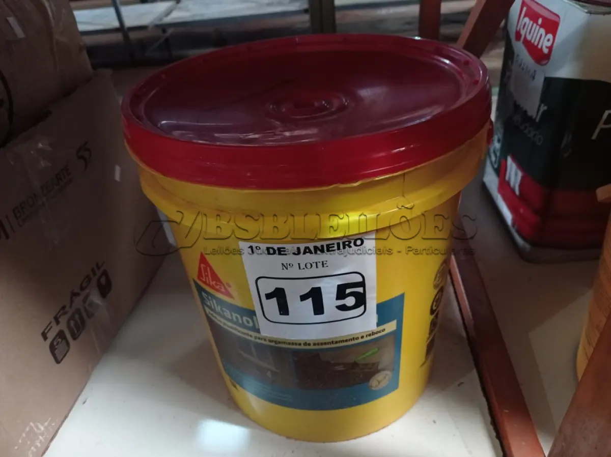LOTE 115 - 01 BALDE DE SIKANOL ALVENARIA, ADITIVO PLASTIFICANTE PARA ARGAMASSA DE ASSENTAMENTO E REBOCO 18L. (NO ESTADO) ATENÇÃO! FAZER A VISITAÇÃO ANTES DE ARREMATAR, NÃO SABEMOS SE FUNCIONA. LEILÃO NÃO TEM GARANTIA E NEM DEVOLUÇÃO, SUJEITO A POSSÍVEIS AVARIAS VISÍVEIS/OCULTAS E/OU AUSÊNCIA DE COMPONENTES.