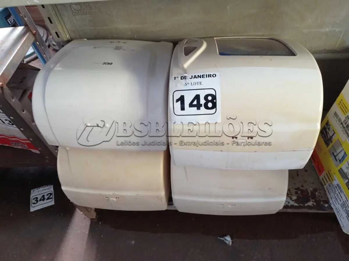 LOTE 148 - 04 DISPENSE PARA PAPEL TOALHA. (NO ESTADO) ATENÇÃO! FAZER A VISITAÇÃO ANTES DE ARREMATAR, NÃO SABEMOS SE FUNCIONA. LEILÃO NÃO TEM GARANTIA E NEM DEVOLUÇÃO, SUJEITO A POSSÍVEIS AVARIAS VISÍVEIS/OCULTAS E/OU AUSÊNCIA DE COMPONENTES.