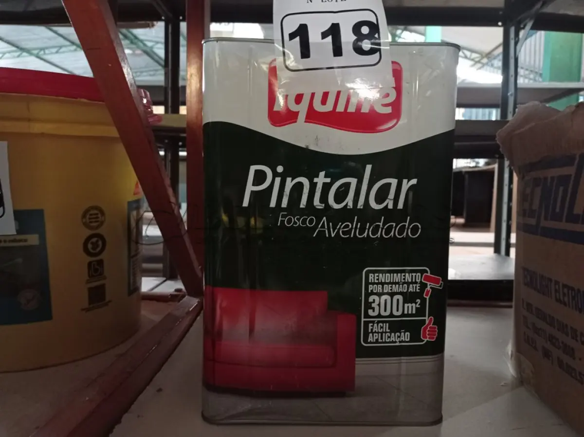 LOTE 118 - 01 LATA DE TINTA IQUINE PINTALAR FOSCO-AVELUDADO 18L NA COR PALHA. (NO ESTADO) ATENÇÃO! FAZER A VISITAÇÃO ANTES DE ARREMATAR, NÃO SABEMOS SE FUNCIONA. LEILÃO NÃO TEM GARANTIA E NEM DEVOLUÇÃO, SUJEITO A POSSÍVEIS AVARIAS VISÍVEIS/OCULTAS E/OU AUSÊNCIA DE COMPONENTES.