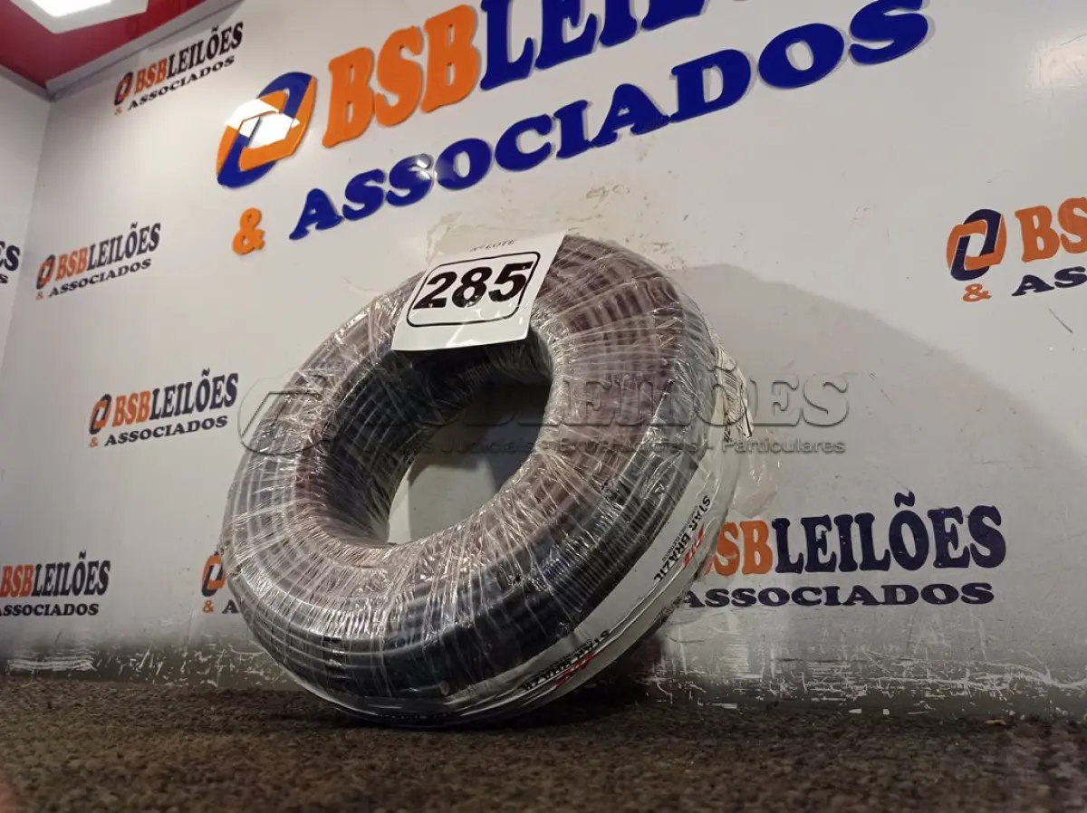 LOTE 285 - 01 ROLO DE CABO FLEXÍVEL 100M 1X10MM NA COR PRETA. (NOVO). (NO ESTADO) ATENÇÃO! FAZER A VISITAÇÃO ANTES DE ARREMATAR, NÃO SABEMOS SE FUNCIONA. LEILÃO NÃO TEM GARANTIA E NEM DEVOLUÇÃO, SUJEITO A POSSÍVEIS AVARIAS VISÍVEIS/OCULTAS E/OU AUSÊNCIA DE COMPONENTES.