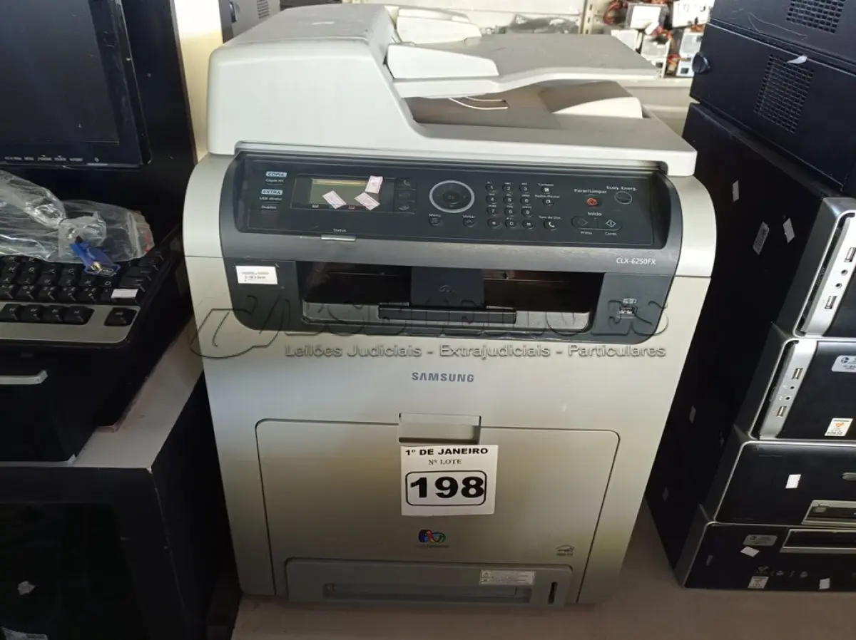 LOTE 198 - 01 IMPRESSORA MULTIFUNCIONAL MARCA SAMSUNG MODELO CLX-6250FX. (NO ESTADO) ATENÇÃO! FAZER A VISITAÇÃO ANTES DE ARREMATAR, NÃO SABEMOS SE FUNCIONA. LEILÃO NÃO TEM GARANTIA E NEM DEVOLUÇÃO, SUJEITO A POSSÍVEIS AVARIAS VISÍVEIS/OCULTAS E/OU AUSÊNCIA DE COMPONENTES.