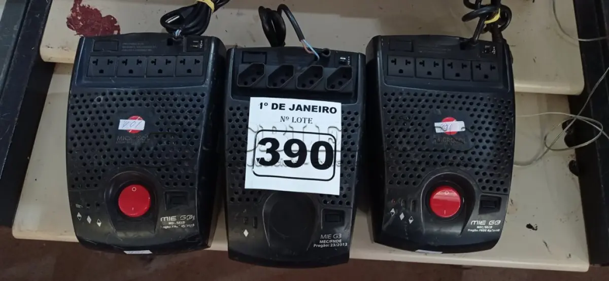 LOTE 390 - 03 ESTABILIZADORES. (NO ESTADO) ATENÇÃO! FAZER A VISITAÇÃO ANTES DE ARREMATAR, NÃO SABEMOS SE FUNCIONA. LEILÃO NÃO TEM GARANTIA E NEM DEVOLUÇÃO, SUJEITO A POSSÍVEIS AVARIAS VISÍVEIS/OCULTAS E/OU AUSÊNCIA DE COMPONENTES.