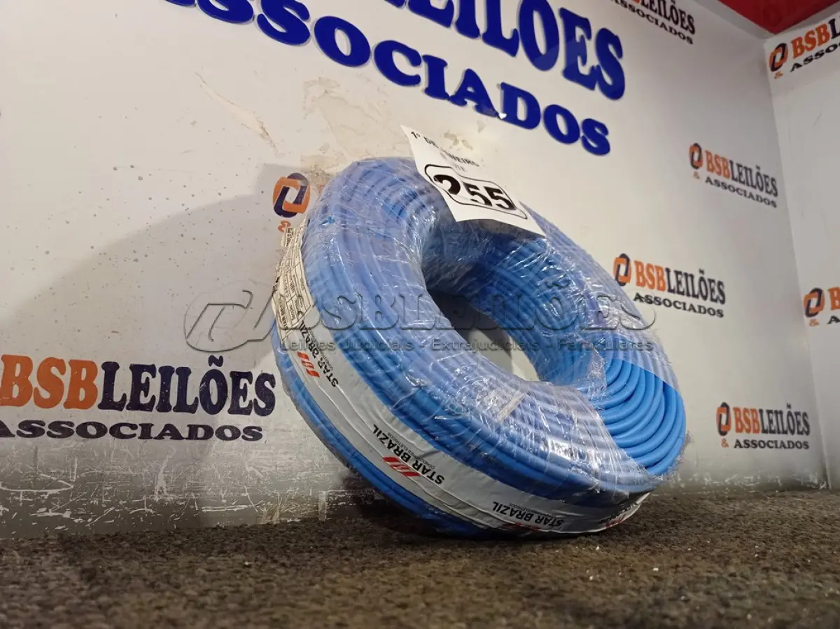 LOTE 255 - 01 ROLO DE CABO FLEXÍVEL 100M 1X10MM NA COR AZUL(NOVO). (NO ESTADO) ATENÇÃO! FAZER A VISITAÇÃO ANTES DE ARREMATAR, NÃO SABEMOS SE FUNCIONA. LEILÃO NÃO TEM GARANTIA E NEM DEVOLUÇÃO, SUJEITO A POSSÍVEIS AVARIAS VISÍVEIS/OCULTAS E/OU AUSÊNCIA DE COMPONENTES.