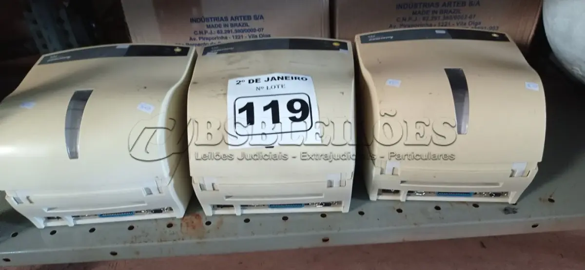 LOTE 119 - 03 IMPRESSORAS DE ETIQUETAS. (NO ESTADO) ATENÇÃO! FAZER A VISITAÇÃO ANTES DE ARREMATAR, NÃO SABEMOS SE FUNCIONA. LEILÃO NÃO TEM GARANTIA E NEM DEVOLUÇÃO, SUJEITO A POSSÍVEIS AVARIAS VISÍVEIS/OCULTAS E/OU AUSÊNCIA DE COMPONENTES.