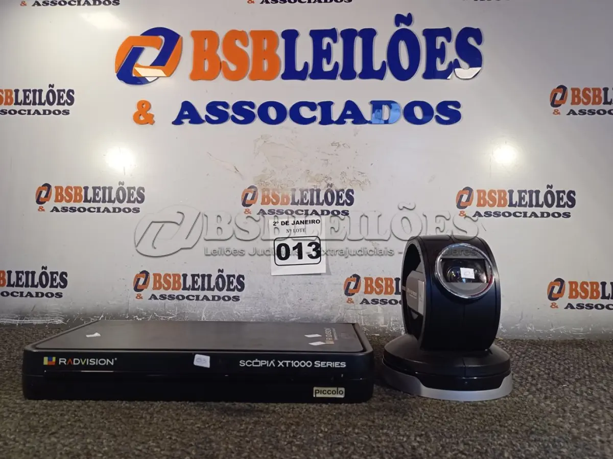 LOTE 013 - 01 SISTEMA DE VÍDEO CONFERÊNCIA. (NO ESTADO) ATENÇÃO! FAZER A VISITAÇÃO ANTES DE ARREMATAR, NÃO SABEMOS SE FUNCIONA. LEILÃO NÃO TEM GARANTIA E NEM DEVOLUÇÃO, SUJEITO A POSSÍVEIS AVARIAS VISÍVEIS/OCULTAS E/OU AUSÊNCIA DE COMPONENTES.