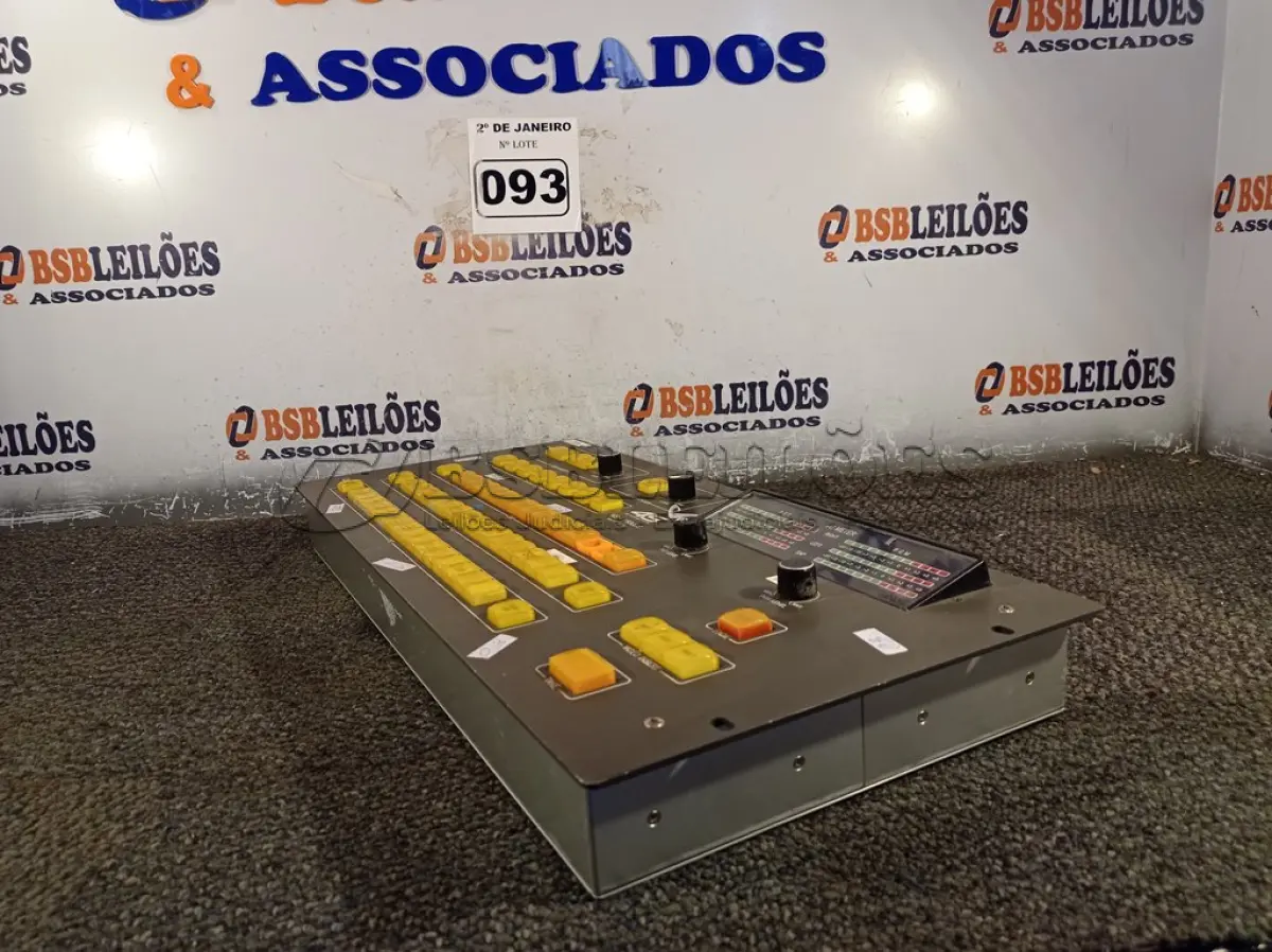 LOTE 093