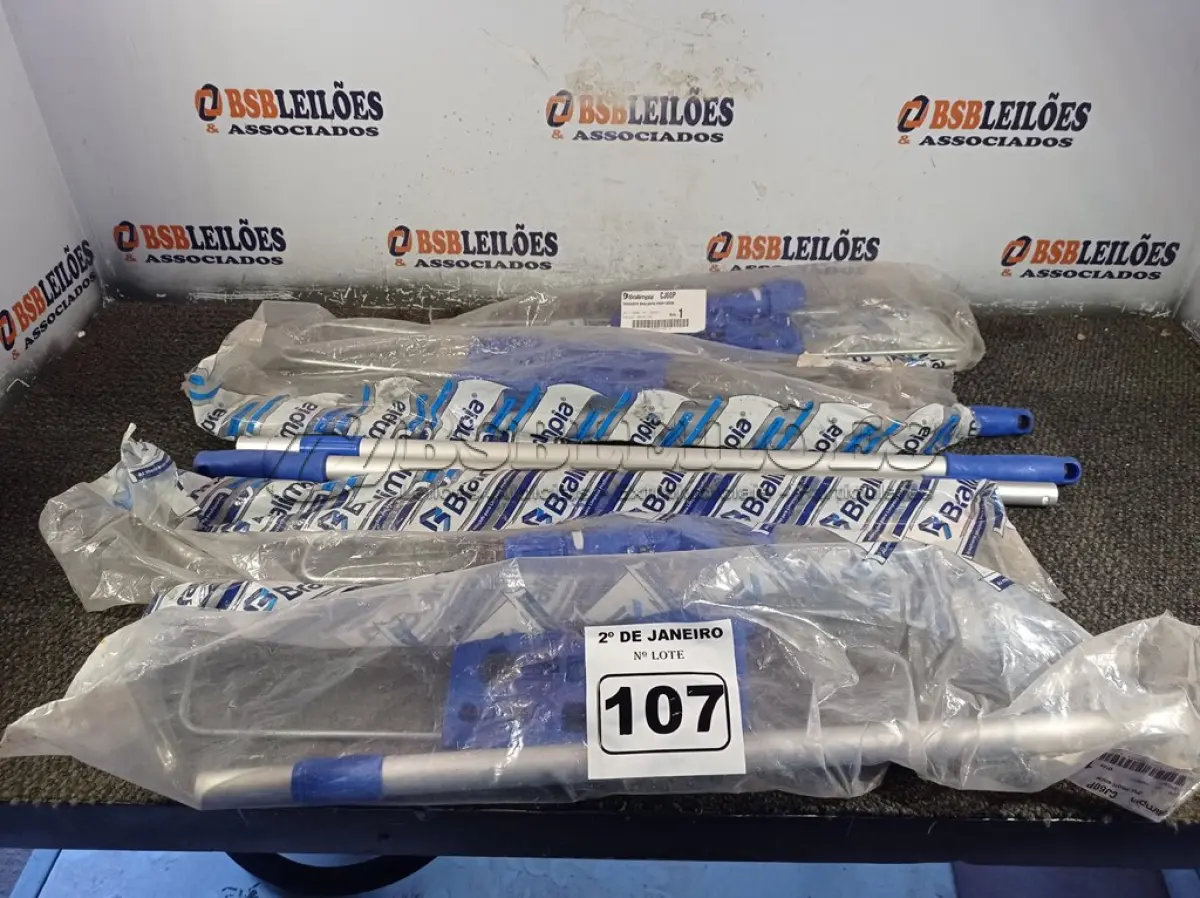 LOTE 107 - 04 PEÇAS DE ARMAÇÃO PARA MOP PROFISSIONAL 60CM. (NO ESTADO) ATENÇÃO! FAZER A VISITAÇÃO ANTES DE ARREMATAR, NÃO SABEMOS SE FUNCIONA. LEILÃO NÃO TEM GARANTIA E NEM DEVOLUÇÃO, SUJEITO A POSSÍVEIS AVARIAS VISÍVEIS/OCULTAS E/OU AUSÊNCIA DE COMPONENTES.