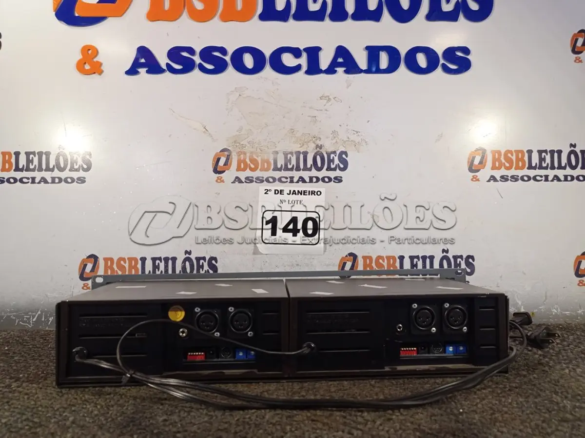 LOTE 140 - 01 MEDIDOR DE AÚDIO MODELO 40 A. (NO ESTADO) ATENÇÃO! FAZER A VISITAÇÃO ANTES DE ARREMATAR, NÃO SABEMOS SE FUNCIONA. LEILÃO NÃO TEM GARANTIA E NEM DEVOLUÇÃO, SUJEITO A POSSÍVEIS AVARIAS VISÍVEIS/OCULTAS E/OU AUSÊNCIA DE COMPONENTES.