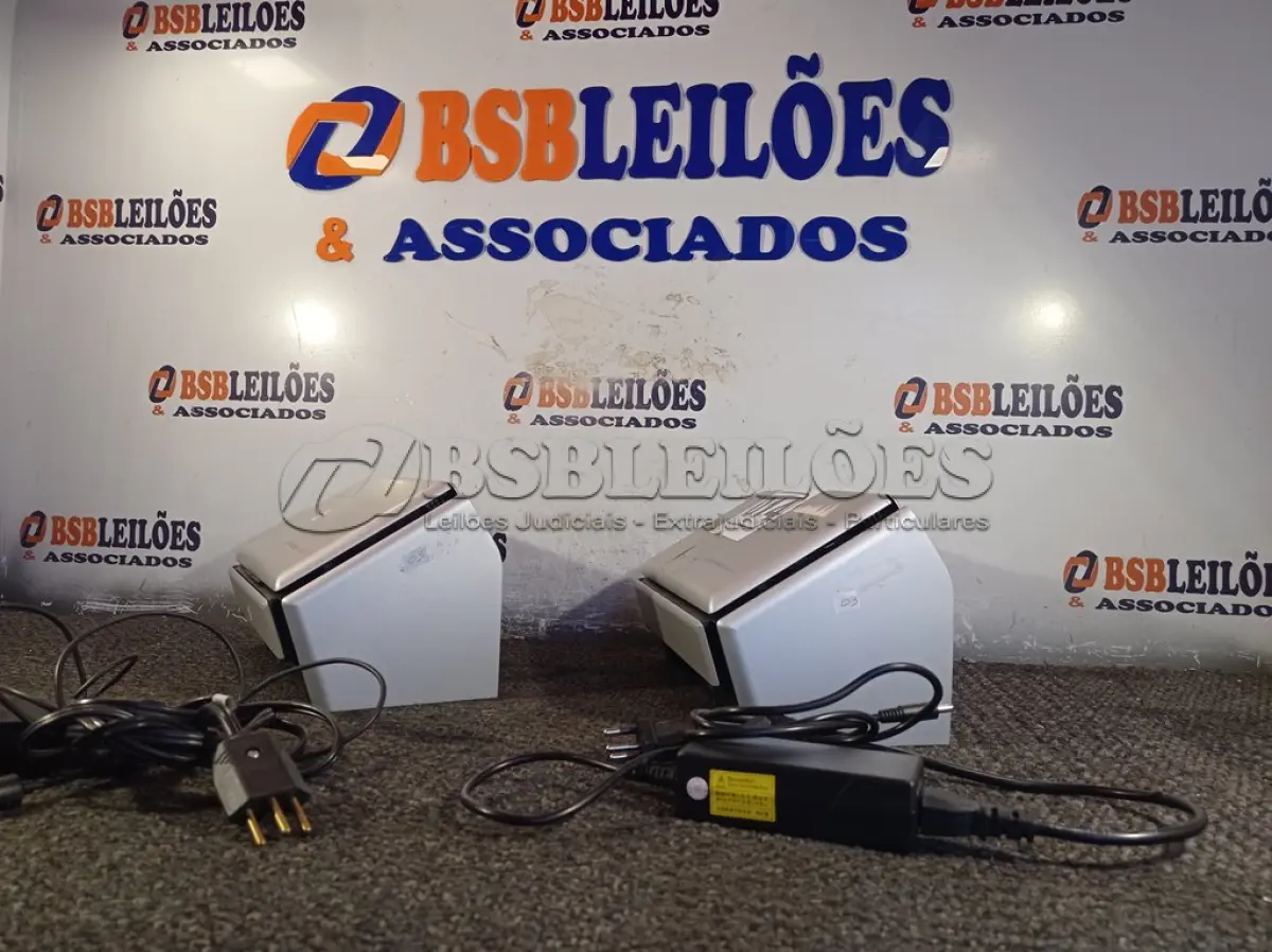 LOTE 014 - 02 SCANNERS COM FONTE MARCA FUJITSU. (NO ESTADO) ATENÇÃO! FAZER A VISITAÇÃO ANTES DE ARREMATAR, NÃO SABEMOS SE FUNCIONA. LEILÃO NÃO TEM GARANTIA E NEM DEVOLUÇÃO, SUJEITO A POSSÍVEIS AVARIAS VISÍVEIS/OCULTAS E/OU AUSÊNCIA DE COMPONENTES.