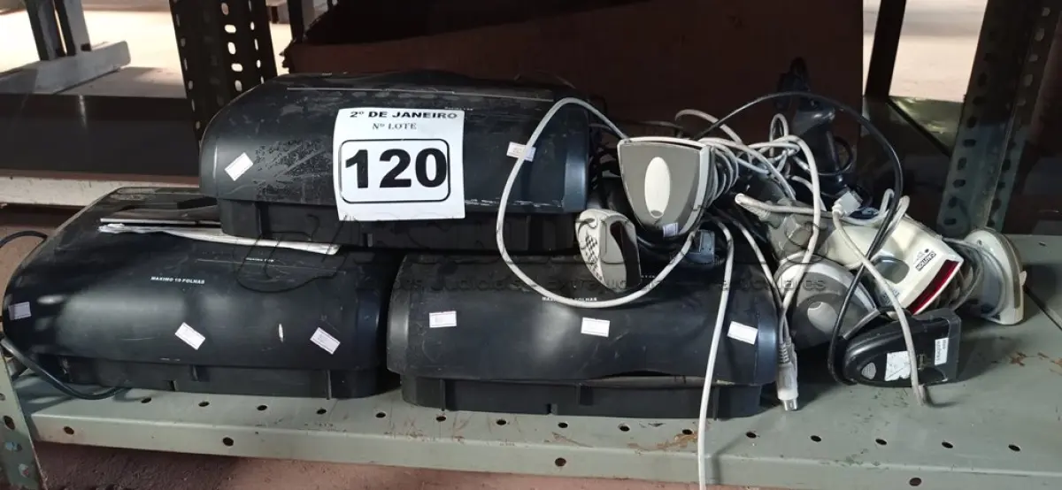 LOTE 120 - 10 LEITORES DE CÓDIGOS DE BARRAS E 04 CABEÇAS DE FRAGMENTADORAS DE PAPEL MARCAS E MODELOS DIVERSOS. (NO ESTADO) ATENÇÃO! FAZER A VISITAÇÃO ANTES DE ARREMATAR, NÃO SABEMOS SE FUNCIONA. LEILÃO NÃO TEM GARANTIA E NEM DEVOLUÇÃO, SUJEITO A POSSÍVEIS AVARIAS VISÍVEIS/OCULTAS E/OU AUSÊNCIA DE COMPONENTES.