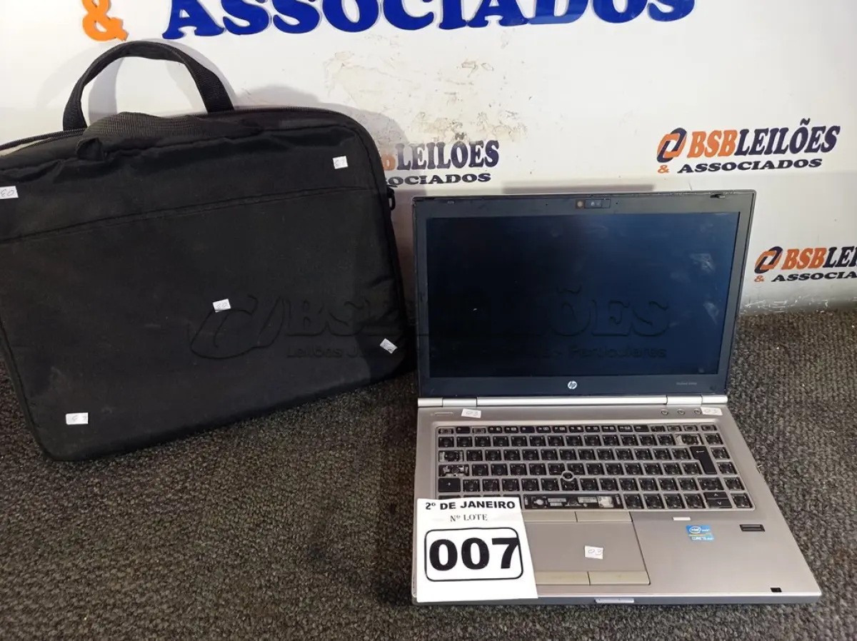 LOTE 007 - 01 NOTEBOOK CORE I5 MARCA HP S/FONTE COM MALETA. (NO ESTADO) ATENÇÃO! FAZER A VISITAÇÃO ANTES DE ARREMATAR, NÃO SABEMOS SE FUNCIONA. LEILÃO NÃO TEM GARANTIA E NEM DEVOLUÇÃO, SUJEITO A POSSÍVEIS AVARIAS VISÍVEIS/OCULTAS E/OU AUSÊNCIA DE COMPONENTES.