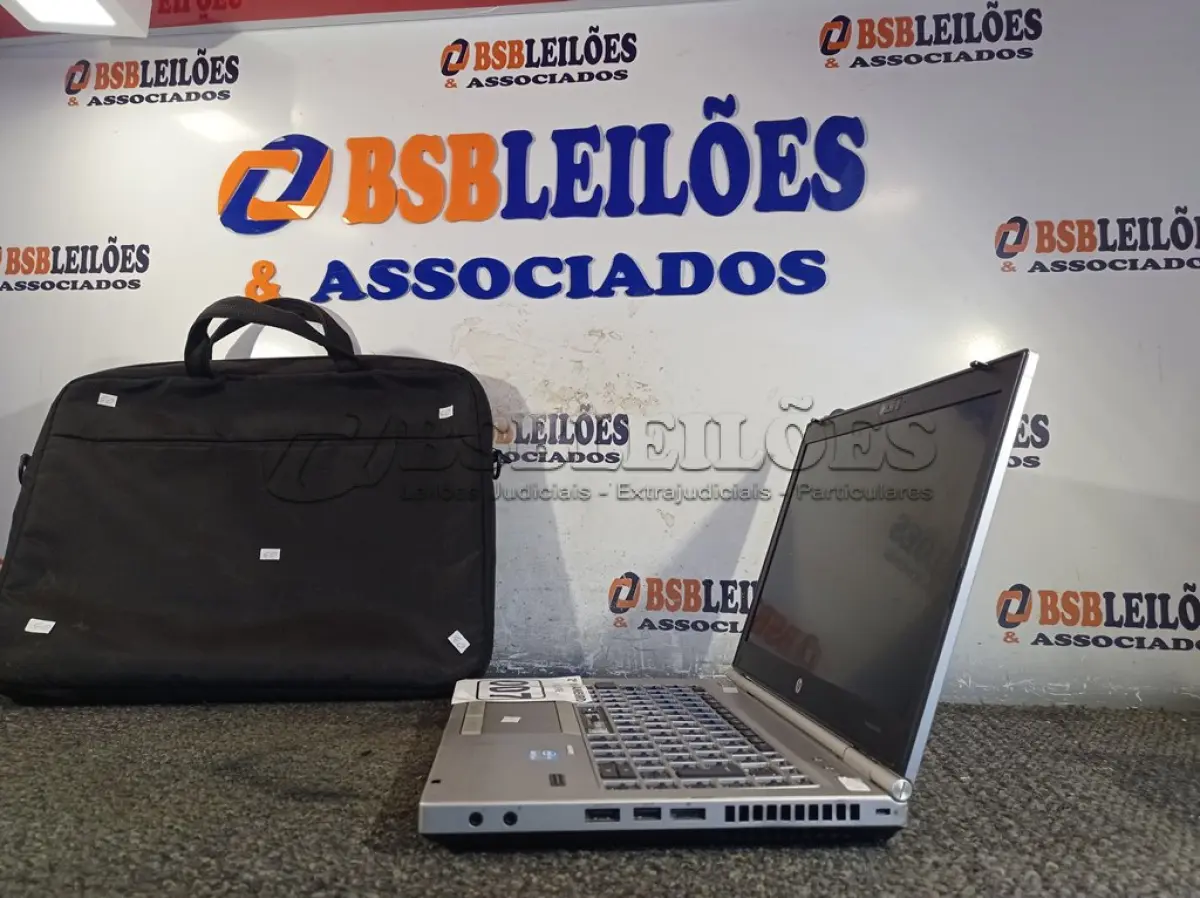 LOTE 007 - 01 NOTEBOOK CORE I5 MARCA HP S/FONTE COM MALETA. (NO ESTADO) ATENÇÃO! FAZER A VISITAÇÃO ANTES DE ARREMATAR, NÃO SABEMOS SE FUNCIONA. LEILÃO NÃO TEM GARANTIA E NEM DEVOLUÇÃO, SUJEITO A POSSÍVEIS AVARIAS VISÍVEIS/OCULTAS E/OU AUSÊNCIA DE COMPONENTES.