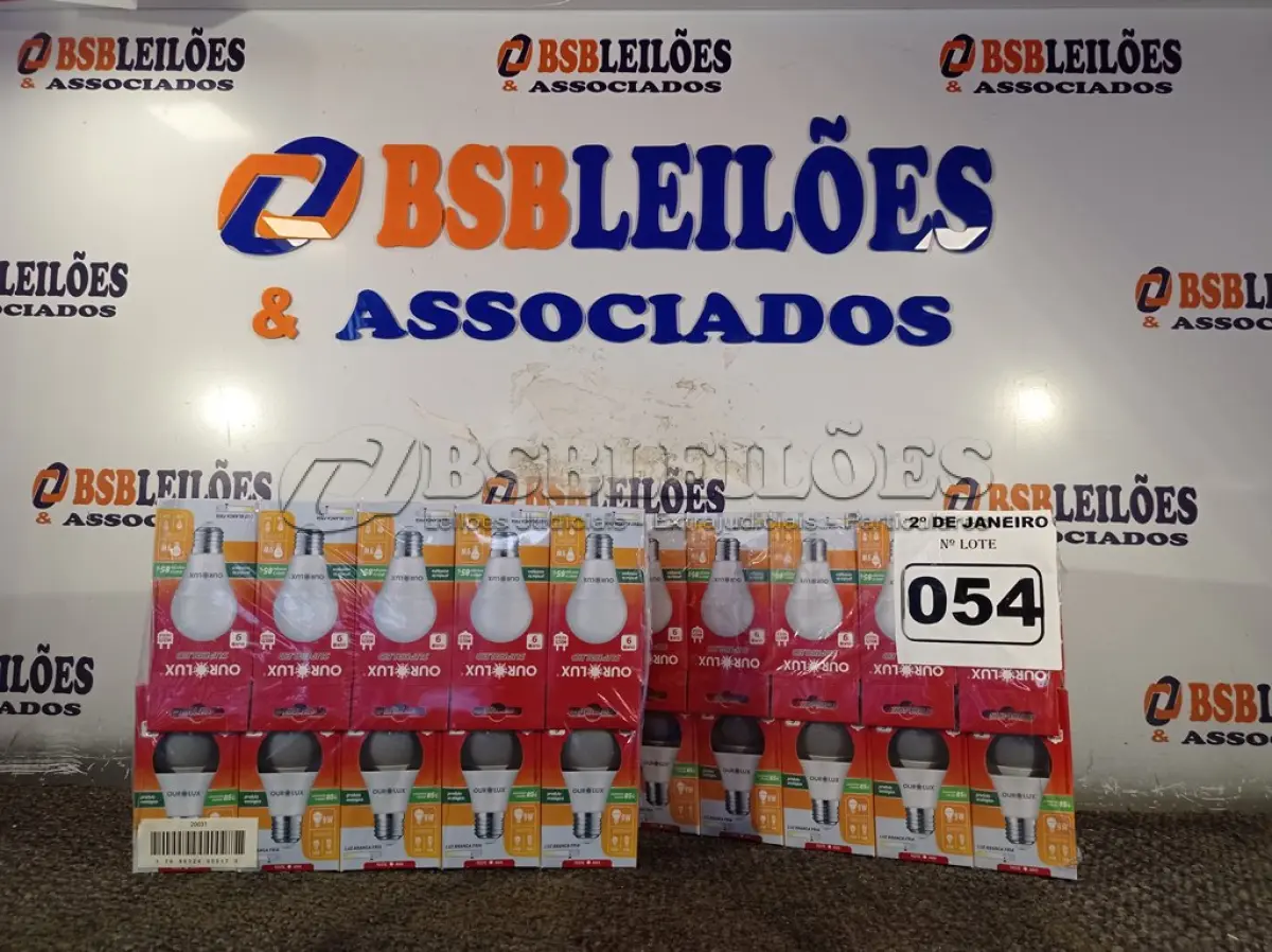 LOTE 054 - 20 LÂMPADAS DE LED 9W. (NO ESTADO) ATENÇÃO! FAZER A VISITAÇÃO ANTES DE ARREMATAR, NÃO SABEMOS SE FUNCIONA. LEILÃO NÃO TEM GARANTIA E NEM DEVOLUÇÃO, SUJEITO A POSSÍVEIS AVARIAS VISÍVEIS/OCULTAS E/OU AUSÊNCIA DE COMPONENTES.