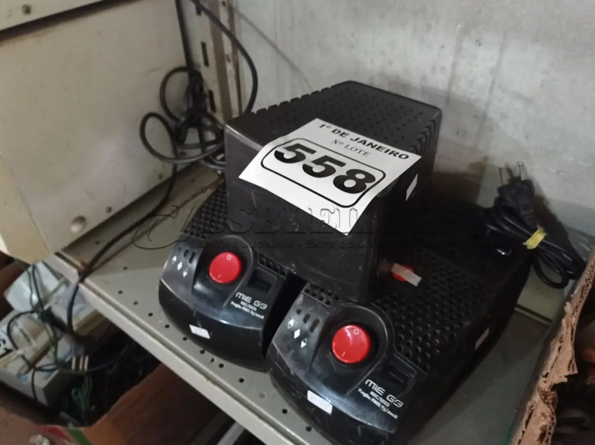 LOTE 558 - 03 ESTABILIZADORES MARCAS E MODELOS DIVERSOS. (NO ESTADO) ATENÇÃO! FAZER A VISITAÇÃO ANTES DE ARREMATAR, NÃO SABEMOS SE FUNCIONA. LEILÃO NÃO TEM GARANTIA E NEM DEVOLUÇÃO, SUJEITO A POSSÍVEIS AVARIAS VISÍVEIS/OCULTAS E/OU AUSÊNCIA DE COMPONENTES.