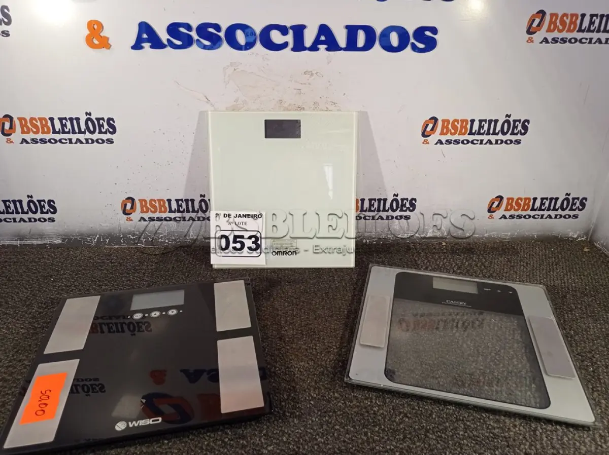 LOTE 053 - 03 BALANÇAS DE USO DOMÉSTICO. (NO ESTADO) ATENÇÃO! FAZER A VISITAÇÃO ANTES DE ARREMATAR, NÃO SABEMOS SE FUNCIONA. LEILÃO NÃO TEM GARANTIA E NEM DEVOLUÇÃO, SUJEITO A POSSÍVEIS AVARIAS VISÍVEIS/OCULTAS E/OU AUSÊNCIA DE COMPONENTES.