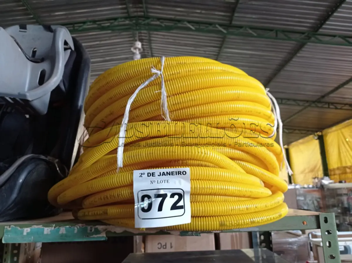 LOTE 072 - 02 ROLOS DE MANGUEIRA CORRUGADA CONDUITE NA COR AMARELO. (NO ESTADO) ATENÇÃO! FAZER A VISITAÇÃO ANTES DE ARREMATAR, NÃO SABEMOS SE FUNCIONA. LEILÃO NÃO TEM GARANTIA E NEM DEVOLUÇÃO, SUJEITO A POSSÍVEIS AVARIAS VISÍVEIS/OCULTAS E/OU AUSÊNCIA DE COMPONENTES.