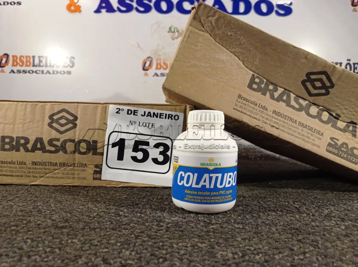 LOTE 153 - 02 CAIXAS COM COLA TUBO ST 175G COM 15 FRASCOS CADA. (NO ESTADO) ATENÇÃO! FAZER A VISITAÇÃO ANTES DE ARREMATAR, NÃO SABEMOS SE FUNCIONA. LEILÃO NÃO TEM GARANTIA E NEM DEVOLUÇÃO, SUJEITO A POSSÍVEIS AVARIAS VISÍVEIS/OCULTAS E/OU AUSÊNCIA DE COMPONENTES.