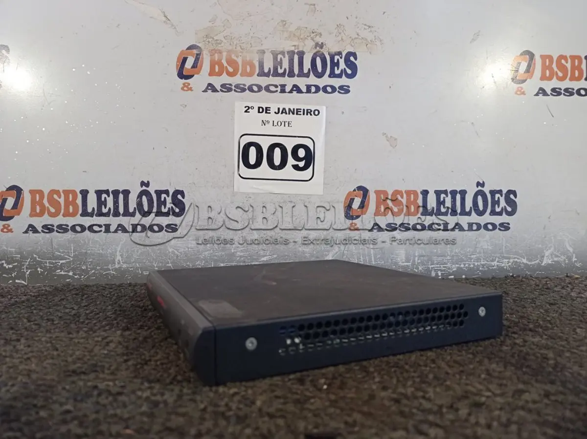 LOTE 009 - 01 AVOCENT EMERGE RECEPTOR ECMS1000R. (NO ESTADO) ATENÇÃO! FAZER A VISITAÇÃO ANTES DE ARREMATAR, NÃO SABEMOS SE FUNCIONA. LEILÃO NÃO TEM GARANTIA E NEM DEVOLUÇÃO, SUJEITO A POSSÍVEIS AVARIAS VISÍVEIS/OCULTAS E/OU AUSÊNCIA DE COMPONENTES.