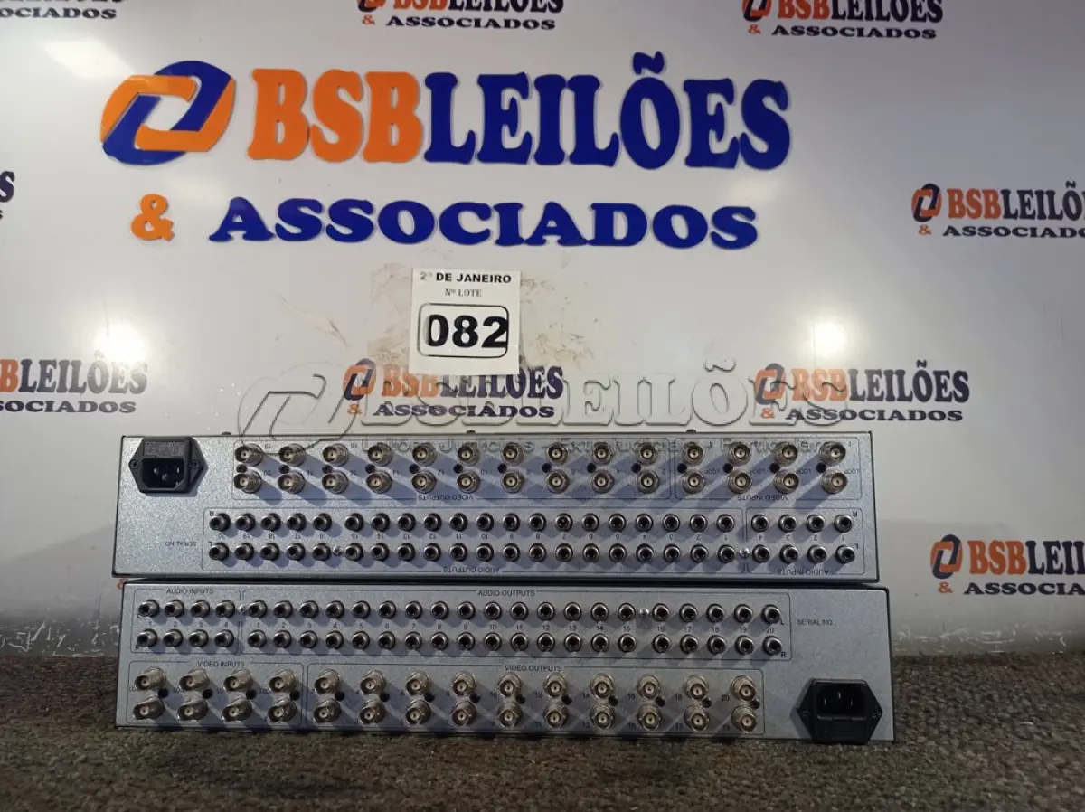 LOTE 082 - 02 PROGRAMADORES DE VÍDEO E ÁUDIO 1:20 MODELO: VM-20ARII 110V.(NO ESTADO) ATENÇÃO! FAZER A VISITAÇÃO ANTES DE ARREMATAR, NÃO SABEMOS SE FUNCIONA. LEILÃO NÃO TEM GARANTIA E NEM DEVOLUÇÃO, SUJEITO A POSSÍVEIS AVARIAS VISÍVEIS/OCULTAS E/OU AUSÊNCIA DE COMPONENTES.