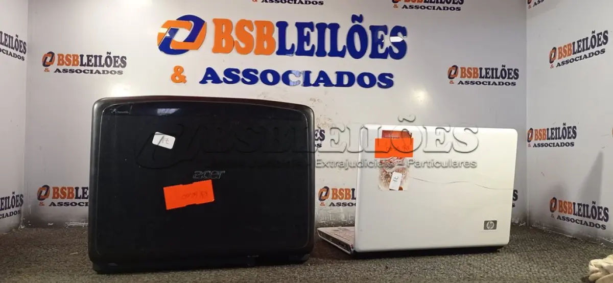 LOTE 508 - 02 NOTEBOOKS MARCAS E MODELOS DIVERSOS. (NO ESTADO) ATENÇÃO! FAZER A VISITAÇÃO ANTES DE ARREMATAR, NÃO SABEMOS SE FUNCIONA. LEILÃO NÃO TEM GARANTIA E NEM DEVOLUÇÃO, SUJEITO A POSSÍVEIS AVARIAS VISÍVEIS/OCULTAS E/OU AUSÊNCIA DE COMPONENTES.
