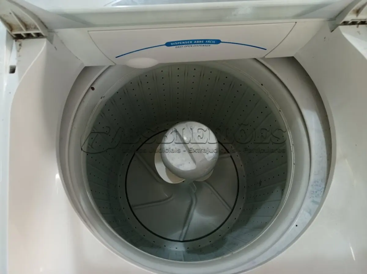 LOTE 459 - 01 MÁQUINA DE LAVAR MARCA ELECTROLUX 10KG 220V. (NO ESTADO) ATENÇÃO! FAZER A VISITAÇÃO ANTES DE ARREMATAR, NÃO SABEMOS SE FUNCIONA. LEILÃO NÃO TEM GARANTIA E NEM DEVOLUÇÃO, SUJEITO A POSSÍVEIS AVARIAS VISÍVEIS/OCULTAS E/OU AUSÊNCIA DE COMPONENTES.