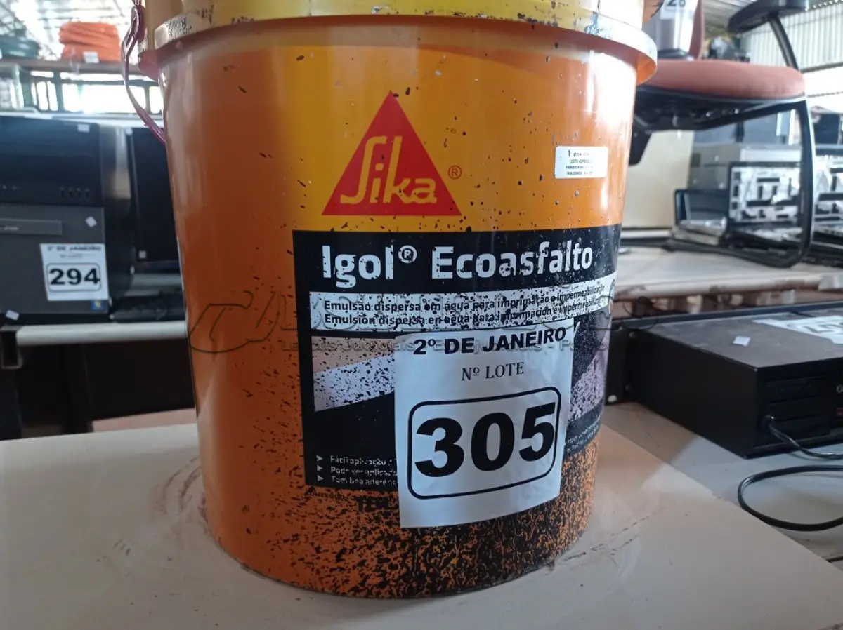 LOTE 305 - 01 GALÃO DE EMULSÃO DISPERSA EM ÁGUA PARA IMPRIMAÇÃO E IMPERMEABILIZAÇÃO IGOL ECOASFALTO SIKA. (NO ESTADO) ATENÇÃO! FAZER A VISITAÇÃO ANTES DE ARREMATAR, NÃO SABEMOS SE FUNCIONA. LEILÃO NÃO TEM GARANTIA E NEM DEVOLUÇÃO, SUJEITO A POSSÍVEIS AVARIAS VISÍVEIS/OCULTAS E/OU AUSÊNCIA DE COMPONENTES.
