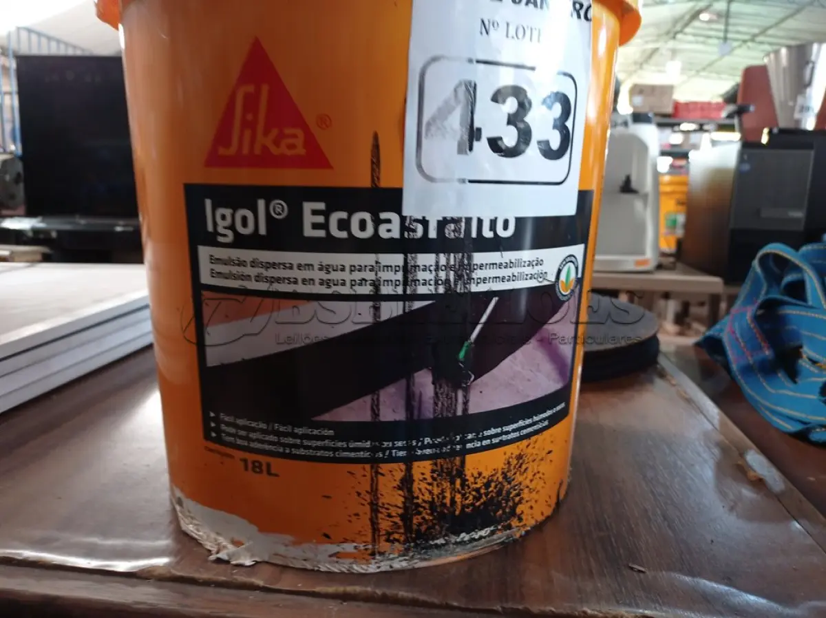 LOTE 433 - 01 GALÃO DE EMULSÃO DISPERSA EM ÁGUA PARA IMPRIMAÇÃO E IMPERMEABILIZAÇÃO IGOL ECOASFALTO SIKA. (NO ESTADO) ATENÇÃO! FAZER A VISITAÇÃO ANTES DE ARREMATAR, NÃO SABEMOS SE FUNCIONA. LEILÃO NÃO TEM GARANTIA E NEM DEVOLUÇÃO, SUJEITO A POSSÍVEIS AVARIAS VISÍVEIS/OCULTAS E/OU AUSÊNCIA DE COMPONENTES.
