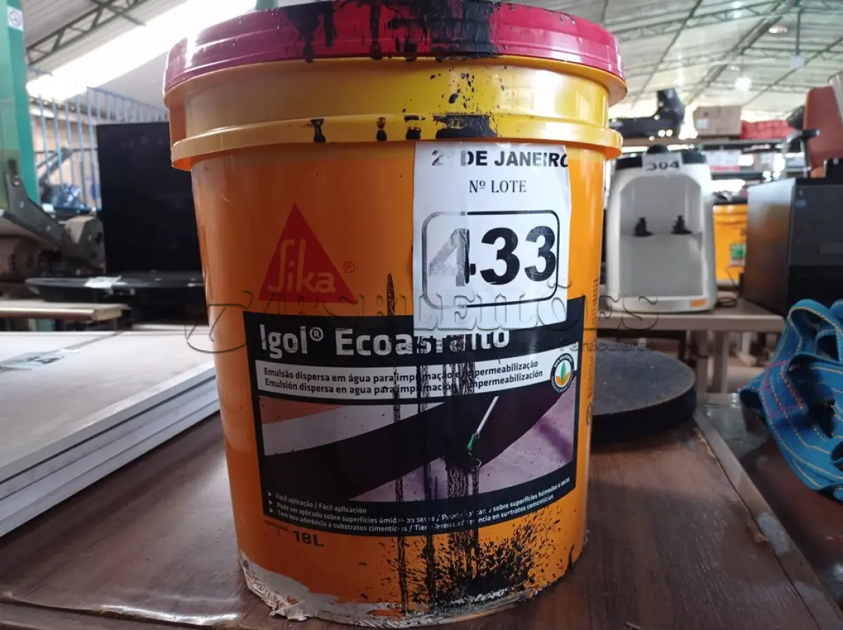 LOTE 433 - 01 GALÃO DE EMULSÃO DISPERSA EM ÁGUA PARA IMPRIMAÇÃO E IMPERMEABILIZAÇÃO IGOL ECOASFALTO SIKA. (NO ESTADO) ATENÇÃO! FAZER A VISITAÇÃO ANTES DE ARREMATAR, NÃO SABEMOS SE FUNCIONA. LEILÃO NÃO TEM GARANTIA E NEM DEVOLUÇÃO, SUJEITO A POSSÍVEIS AVARIAS VISÍVEIS/OCULTAS E/OU AUSÊNCIA DE COMPONENTES.