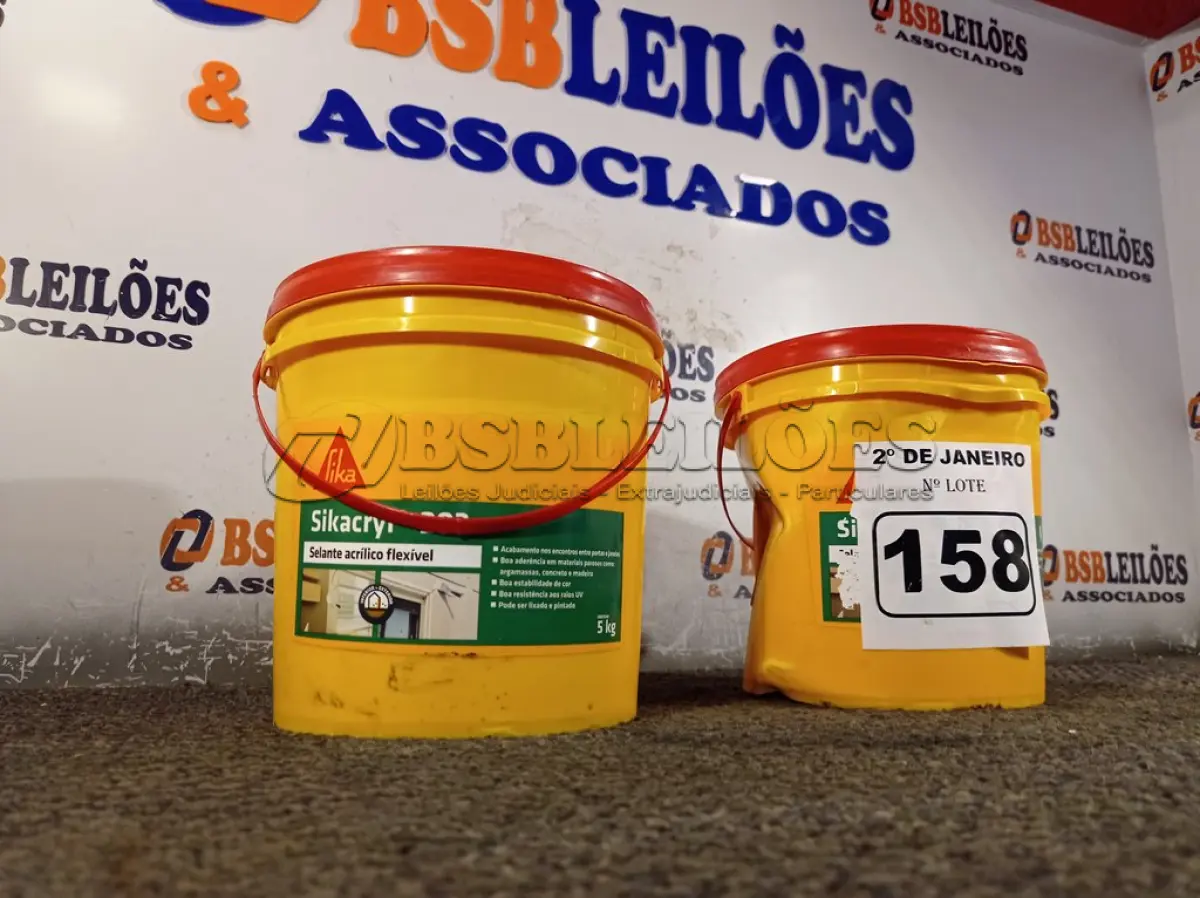 LOTE 158 - 02 BALDES DE SIKACRYL 203 SELANTE ACRÍLICO FLEXÍVEL 5KG. (NO ESTADO) ATENÇÃO! FAZER A VISITAÇÃO ANTES DE ARREMATAR, NÃO SABEMOS SE FUNCIONA. LEILÃO NÃO TEM GARANTIA E NEM DEVOLUÇÃO, SUJEITO A POSSÍVEIS AVARIAS VISÍVEIS/OCULTAS E/OU AUSÊNCIA DE COMPONENTES.