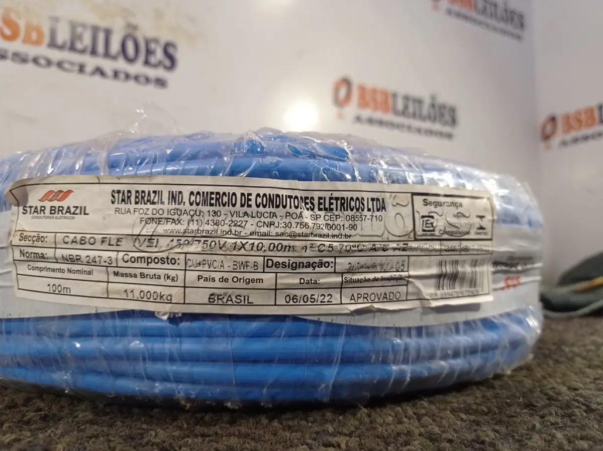 LOTE 260 - 01 ROLO DE CABO FLEXÍVEL 100M 1X10MM NA COR AZUL(NOVO). (NO ESTADO) ATENÇÃO! FAZER A VISITAÇÃO ANTES DE ARREMATAR, NÃO SABEMOS SE FUNCIONA. LEILÃO NÃO TEM GARANTIA E NEM DEVOLUÇÃO, SUJEITO A POSSÍVEIS AVARIAS VISÍVEIS/OCULTAS E/OU AUSÊNCIA DE COMPONENTES.