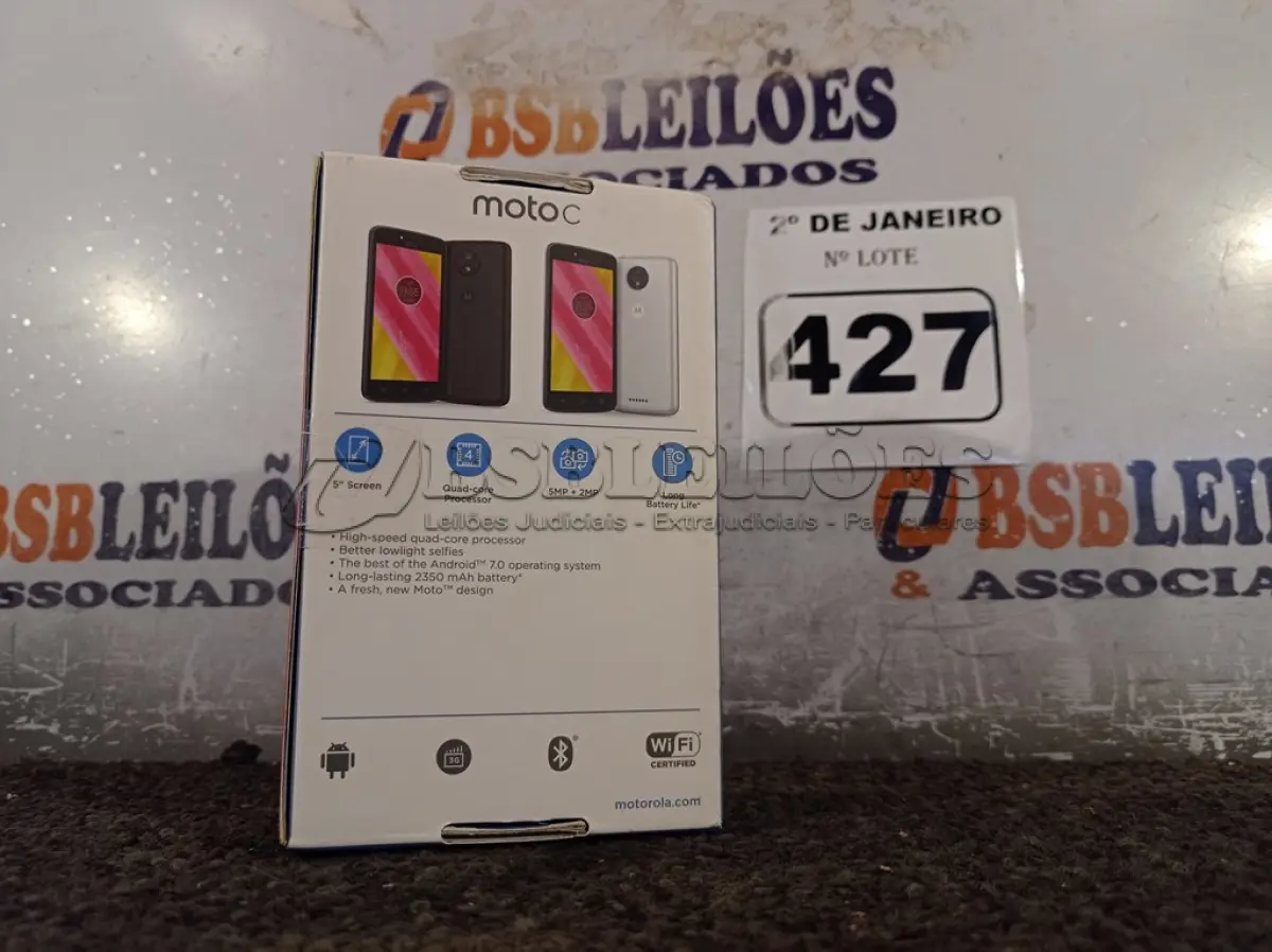 LOTE 427 - 01 CELULAR MOTOC MODELO:XT1750 8GB MARCA LENOVO. (NO ESTADO) ATENÇÃO! FAZER A VISITAÇÃO ANTES DE ARREMATAR, NÃO SABEMOS SE FUNCIONA. LEILÃO NÃO TEM GARANTIA E NEM DEVOLUÇÃO, SUJEITO A POSSÍVEIS AVARIAS VISÍVEIS/OCULTAS E/OU AUSÊNCIA DE COMPONENTES.