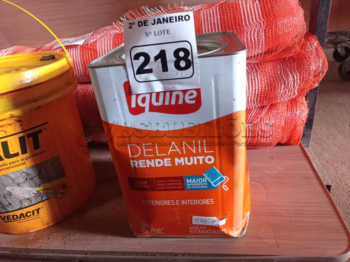 LOTE 218 - 01 LATA DE TINTA IQUINE DELANIL RENDE MUITO 18L FOSCO BASE “C”. (NO ESTADO) ATENÇÃO! FAZER A VISITAÇÃO ANTES DE ARREMATAR, NÃO SABEMOS SE FUNCIONA. LEILÃO NÃO TEM GARANTIA E NEM DEVOLUÇÃO, SUJEITO A POSSÍVEIS AVARIAS VISÍVEIS/OCULTAS E/OU AUSÊNCIA DE COMPONENTES.