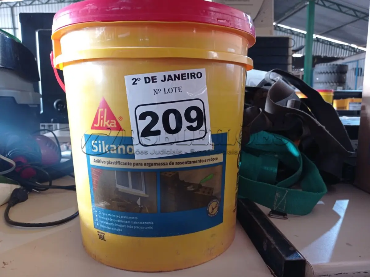 LOTE 209 - 01 ADITIVO PLASTIFICANTE PARA ARGAMASSA DE ACENTAMENTO E REBOCO MARCA SIKANOL ALVENARIA 18LT. (NO ESTADO) ATENÇÃO! FAZER A VISITAÇÃO ANTES DE ARREMATAR, NÃO SABEMOS SE FUNCIONA. LEILÃO NÃO TEM GARANTIA E NEM DEVOLUÇÃO, SUJEITO A POSSÍVEIS AVARIAS VISÍVEIS/OCULTAS E/OU AUSÊNCIA DE COMPONENTES.