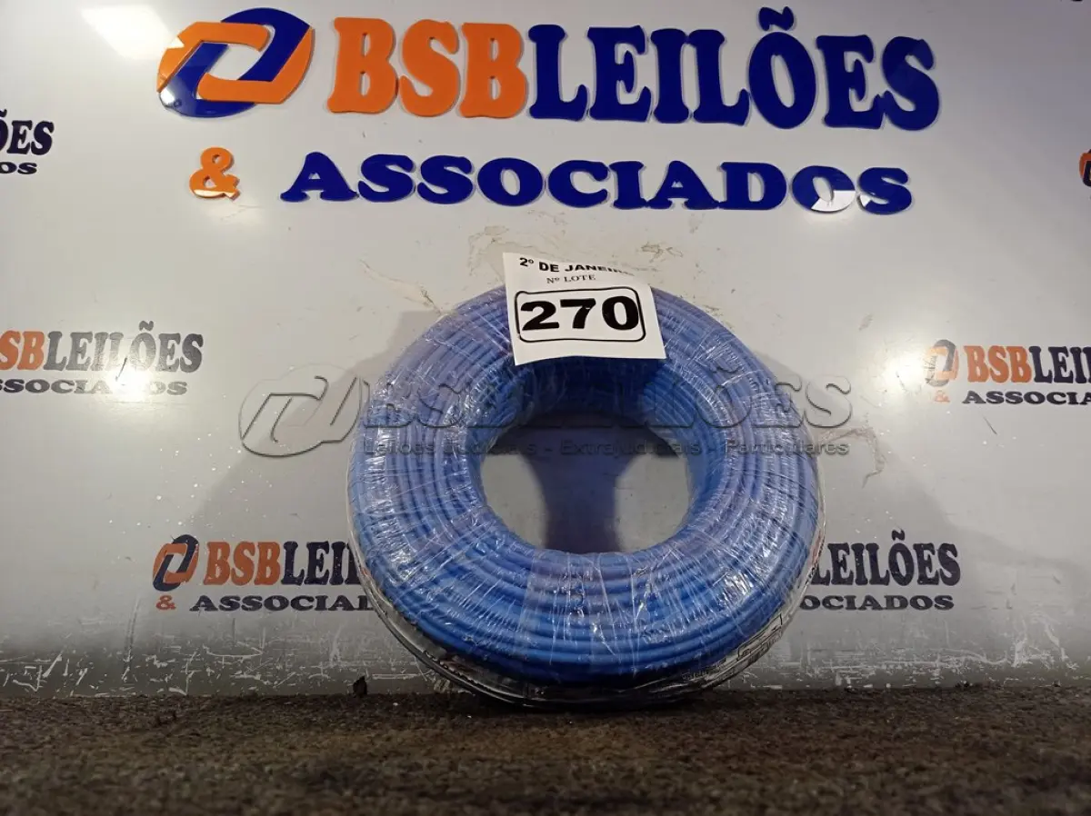 LOTE 270 - 01 ROLO DE CABO FLEXÍVEL 100M 1X10MM NA COR AZUL(NOVO). (NO ESTADO) ATENÇÃO! FAZER A VISITAÇÃO ANTES DE ARREMATAR, NÃO SABEMOS SE FUNCIONA. LEILÃO NÃO TEM GARANTIA E NEM DEVOLUÇÃO, SUJEITO A POSSÍVEIS AVARIAS VISÍVEIS/OCULTAS E/OU AUSÊNCIA DE COMPONENTES.