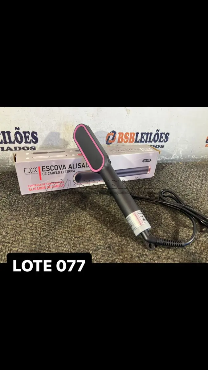 LOTE 077 - 01 ESCOVA ALISADORA DE CABELOS ( NOVO ) ( NO ESTADO )