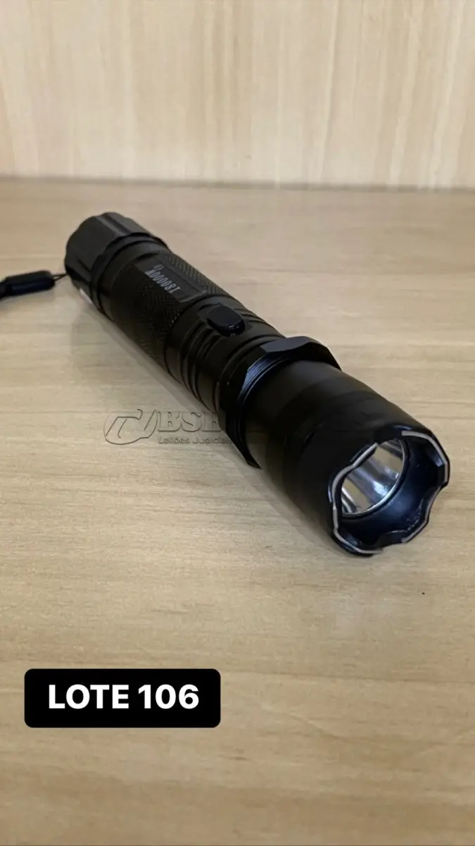 LOTE 106 - 01 LANTERNA DE CHOQUE TASER ( NOVO ) ( NO ESTADO )