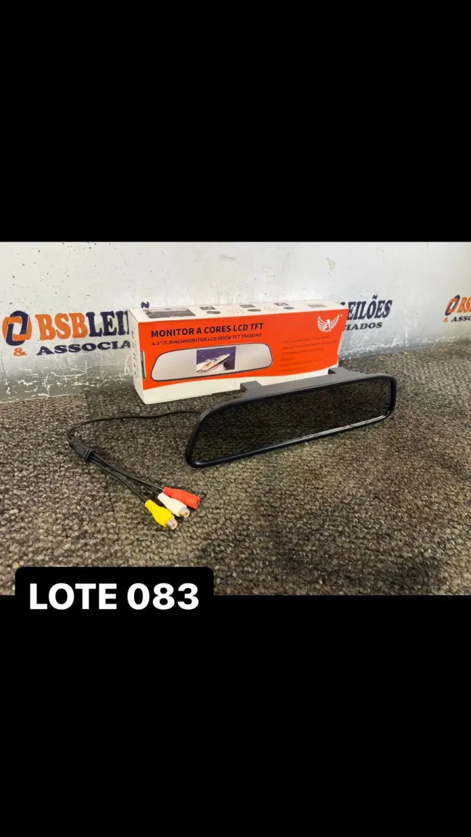 LOTE 083 - 01 RETROVISOR COM ESPELHAMENTO DE CÂMERA DE RÉ ( NOVO ) ( NO ESTADO )
