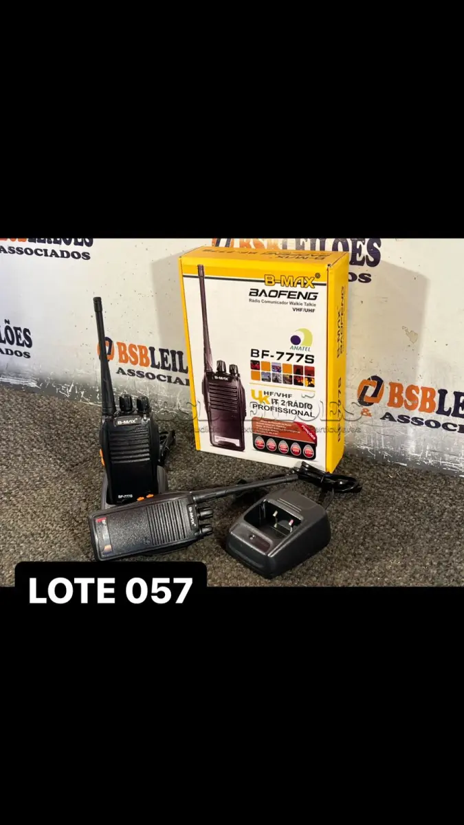 LOTE 057 - 01 KIT RADIO COMUNICADOR ( NOVO ) ( NO ESTADO )