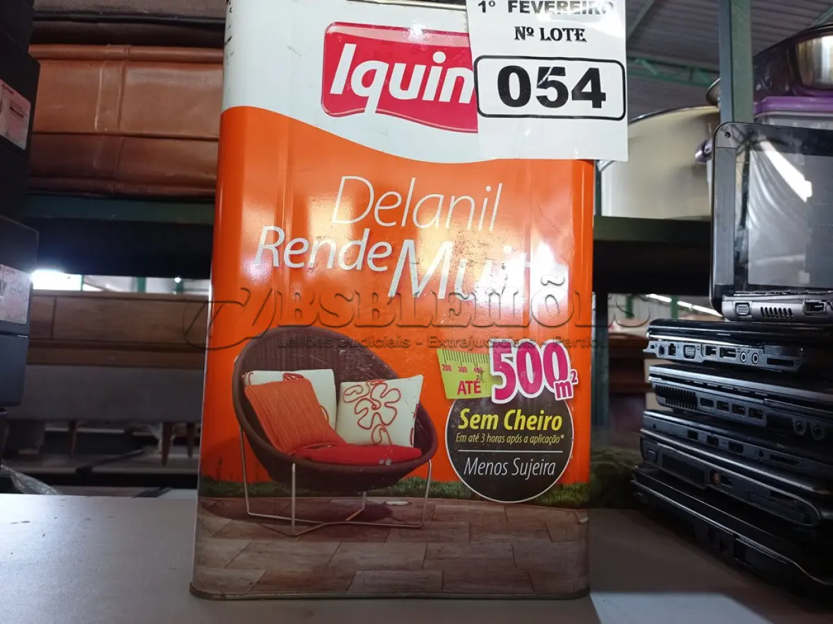 LOTE 054 - 01 LATA DE TINTA IQUINE DELANIL RENDE MUITO 18L BASE “C”. (NO ESTADO) ATENÇÃO! FAZER A VISITAÇÃO ANTES DE ARREMATAR, NÃO SABEMOS SE FUNCIONA. LEILÃO NÃO TEM GARANTIA E NEM DEVOLUÇÃO, SUJEITO A POSSÍVEIS AVARIAS VISÍVEIS/OCULTAS E/OU AUSÊNCIA DE COMPONENTES.