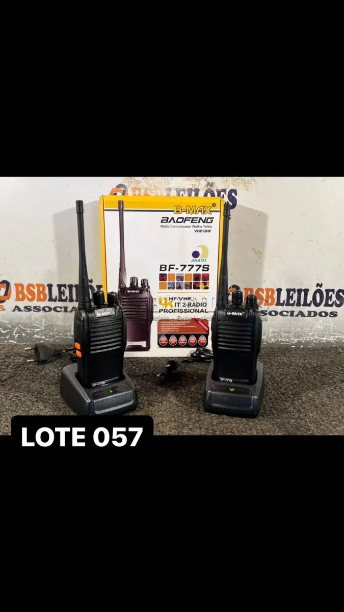 LOTE 057 - 01 KIT RADIO COMUNICADOR ( NOVO ) ( NO ESTADO )