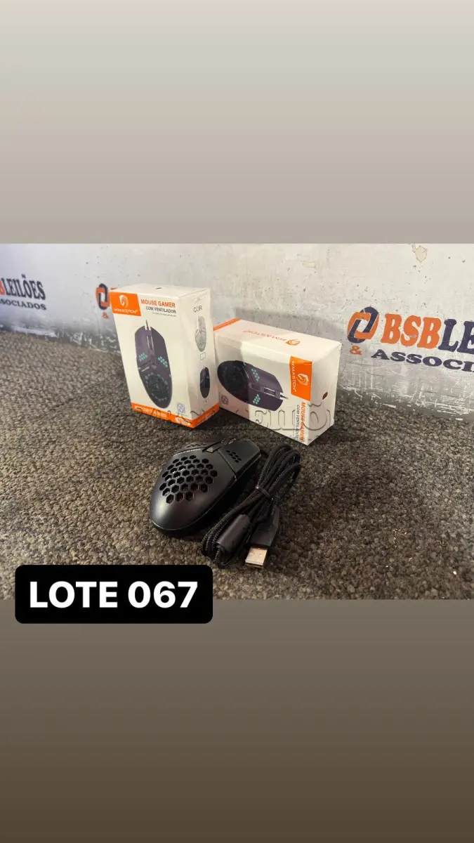 LOTE 067 - 01 MOUSE COM VENTILADOR EMBUTIDO ( NOVO ) ( NO ESTADO )