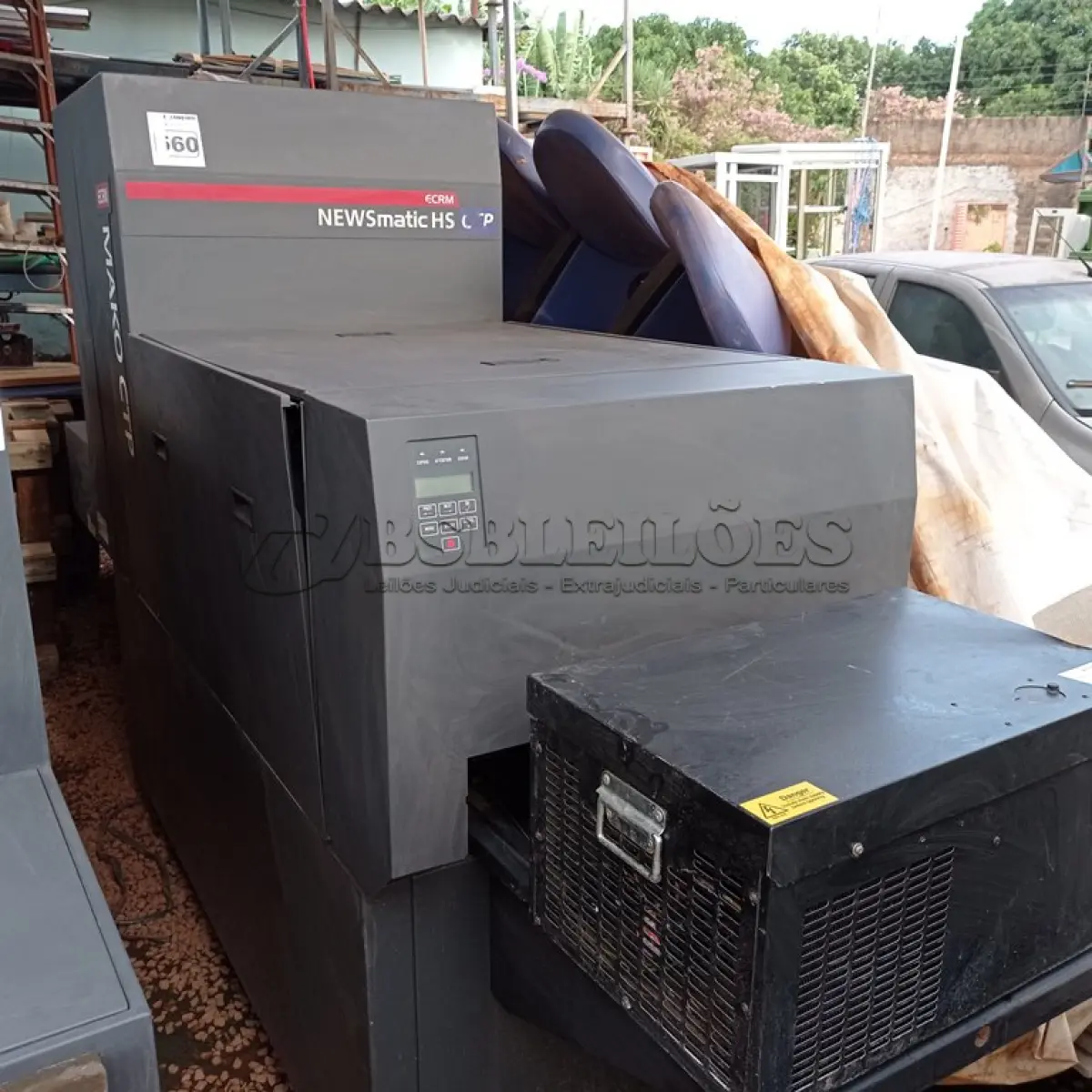 LOTE 505 - 01 EQUIPAMENTO FOTOGRÁFICO NEWSMATIC HS ECRM CTP 220-240V 1HZ 50/60. (NO ESTADO) ATENÇÃO! FAZER A VISITAÇÃO ANTES DE ARREMATAR, NÃO SABEMOS SE FUNCIONA. LEILÃO NÃO TEM GARANTIA E NEM DEVOLUÇÃO, SUJEITO A POSSÍVEIS AVARIAS VISÍVEIS/OCULTAS E/OU AUSÊNCIA DE COMPONENTES.